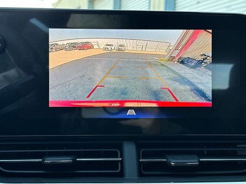 New 2026 Chevrolet Trax RS w/ Sunroof Package image 20