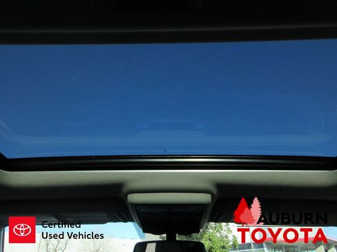 Certified 2018 Toyota 4Runner TRD Off-Road Premium image 12