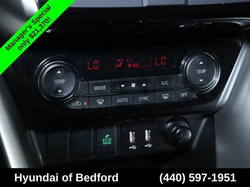 Used 2025 Mitsubishi Eclipse Cross SE AWD/4WD image 28