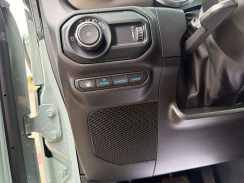 Used 2023 Jeep Wrangler Unlimited w/ 8.4" Radio Group AWD/4WD image 18