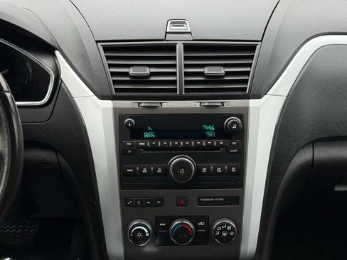 Used 2009 Chevrolet Traverse LT image 36