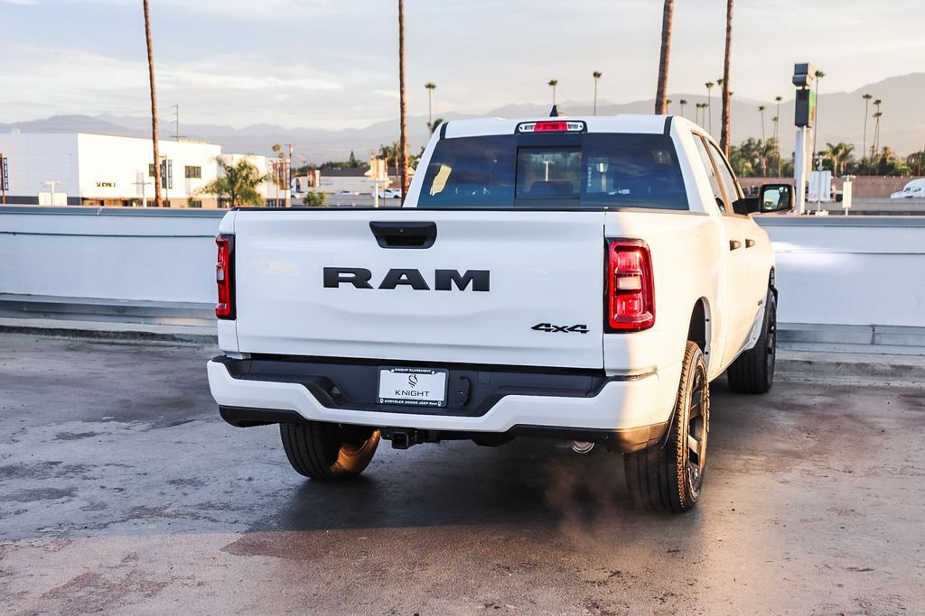 New 2026 RAM 1500 Express AWD/4WD image 9