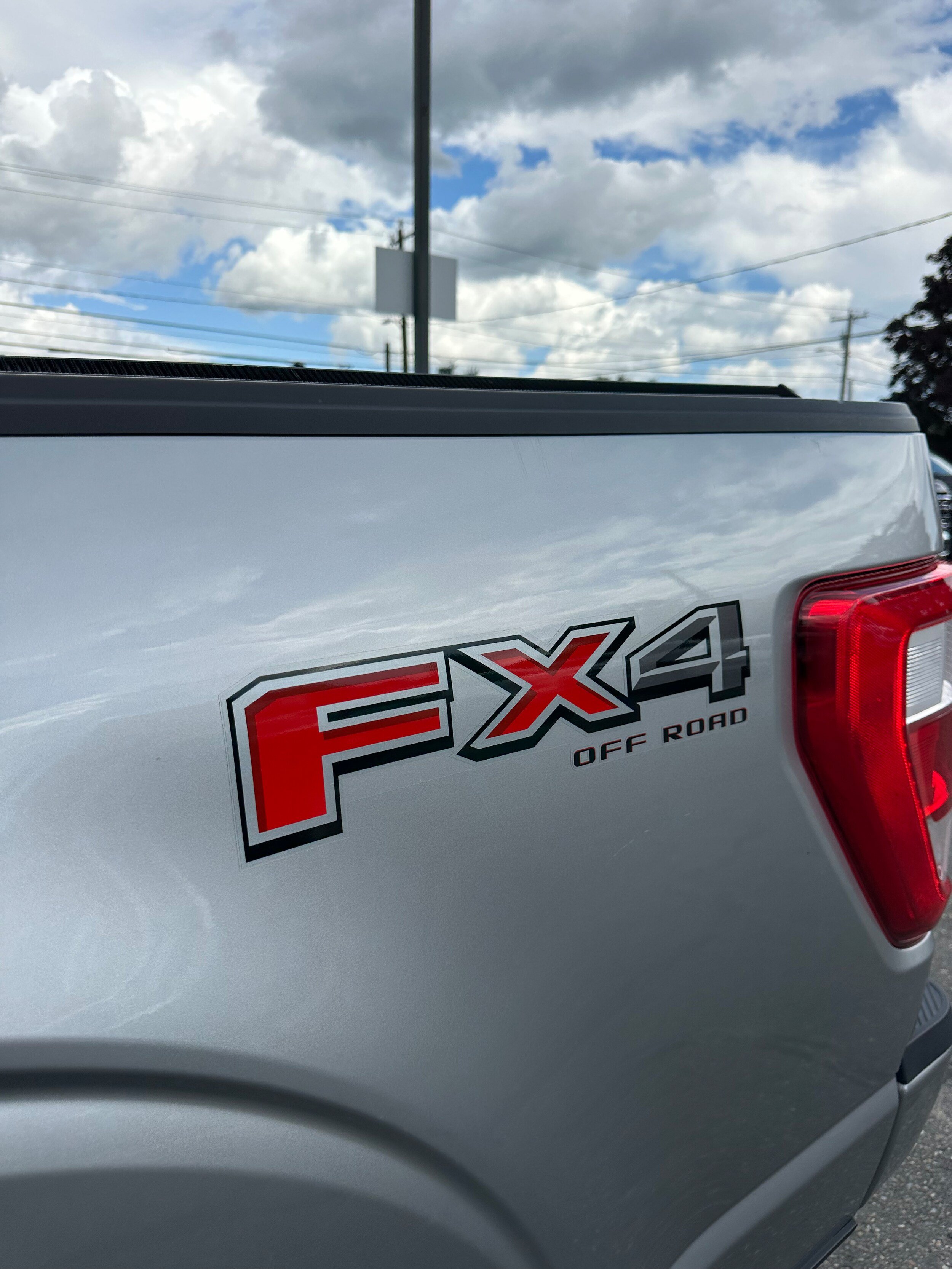 Used 2021 Ford F150 XL w/ STX Appearance Package AWD/4WD image 10