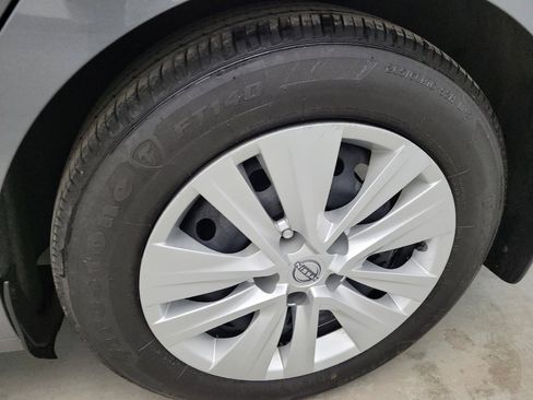 Used 2024 Nissan Sentra S FWD image 31