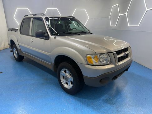 Used 2003 Ford Explorer Sport Trac XLT image 57