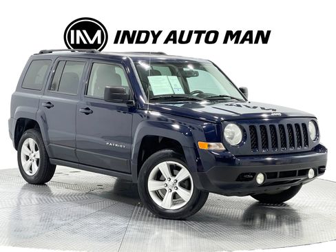 Used 2014 Jeep Patriot Latitude w/ All Weather Capability Group AWD/4WD image 2