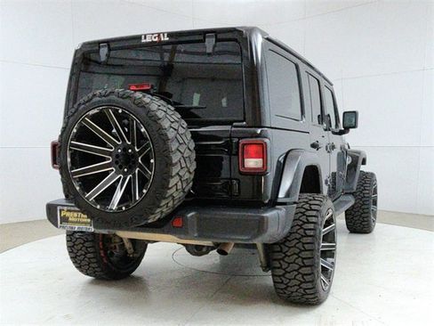 Used 2021 Jeep Wrangler Unlimited Sahara w/ Uconnect 4C Nav & Sound Group image 6