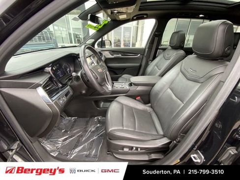 Used 2021 Cadillac XT6 Premium Luxury image 22