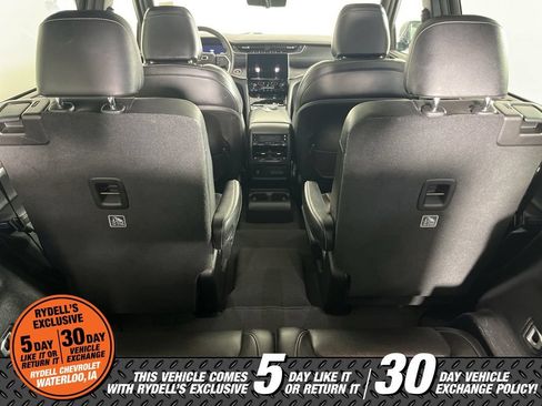 Used 2024 Jeep Grand Cherokee L Limited w/ Luxury Tech Group II AWD/4WD image 20