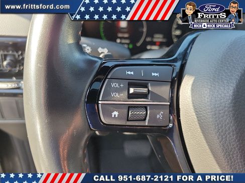 Used 2024 Honda CR-V Sport Touring image 6
