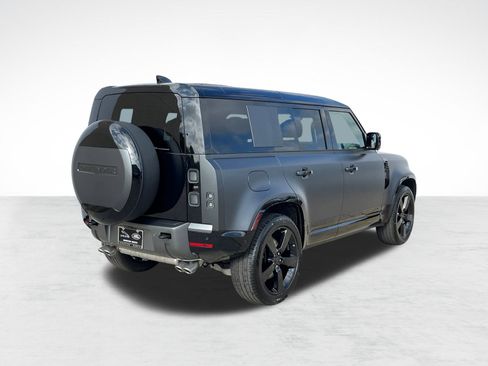 New 2026 Land Rover Defender 110 V8 image 9