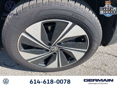 Used 2025 Volkswagen Taos SE AWD/4WD image 13
