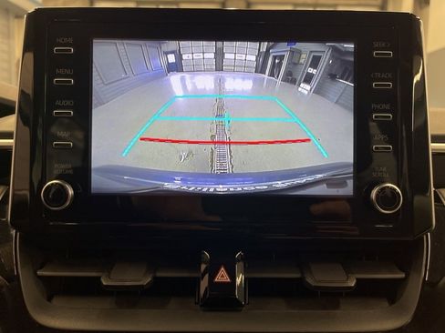 Used 2020 Toyota Corolla LE image 20