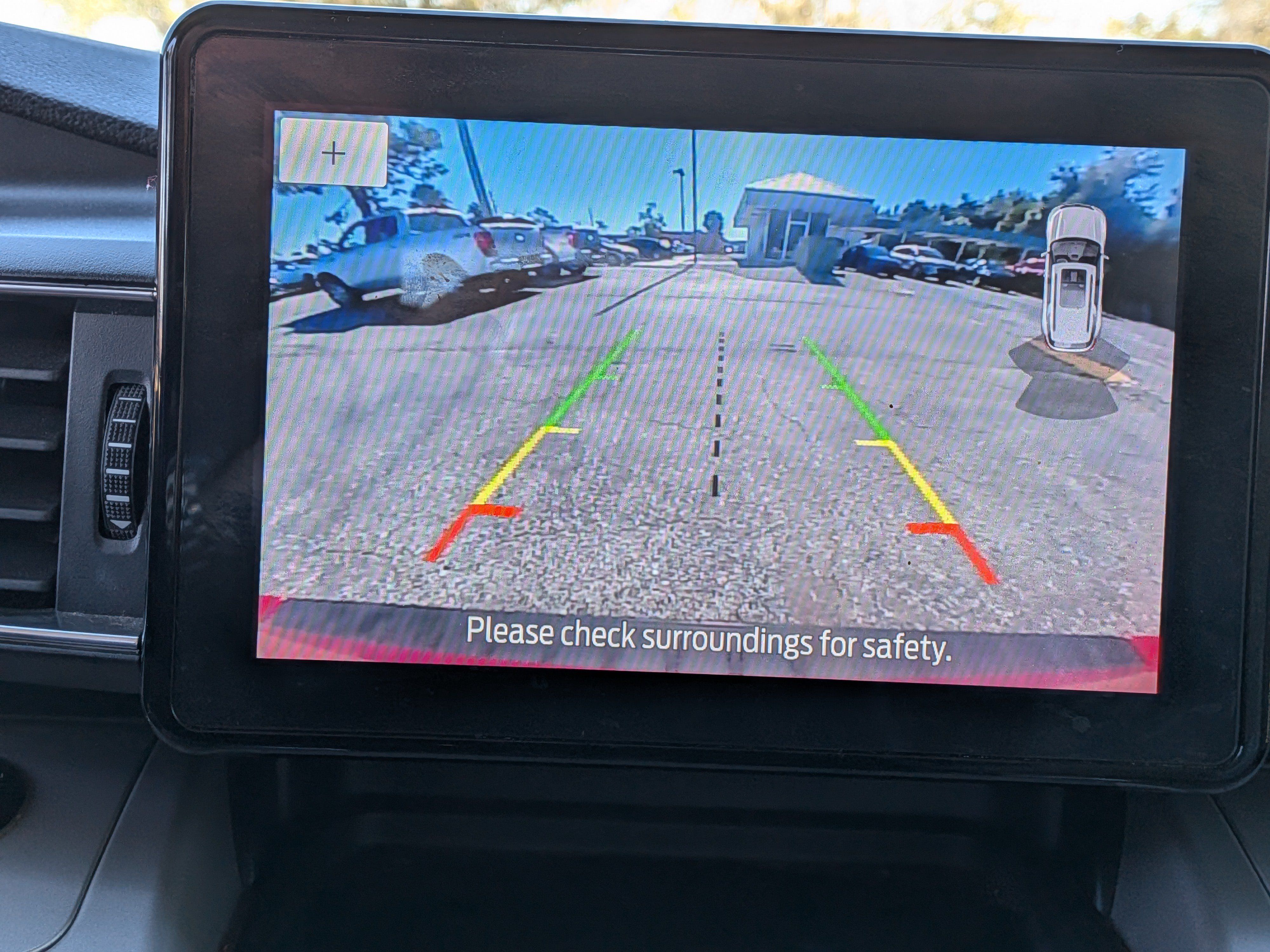 Used 2023 Ford Explorer XLT w/ Equipment Group 202A RWD image 32
