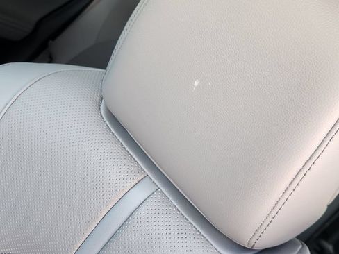 Certified 2021 Toyota Highlander Limited FWD image 24