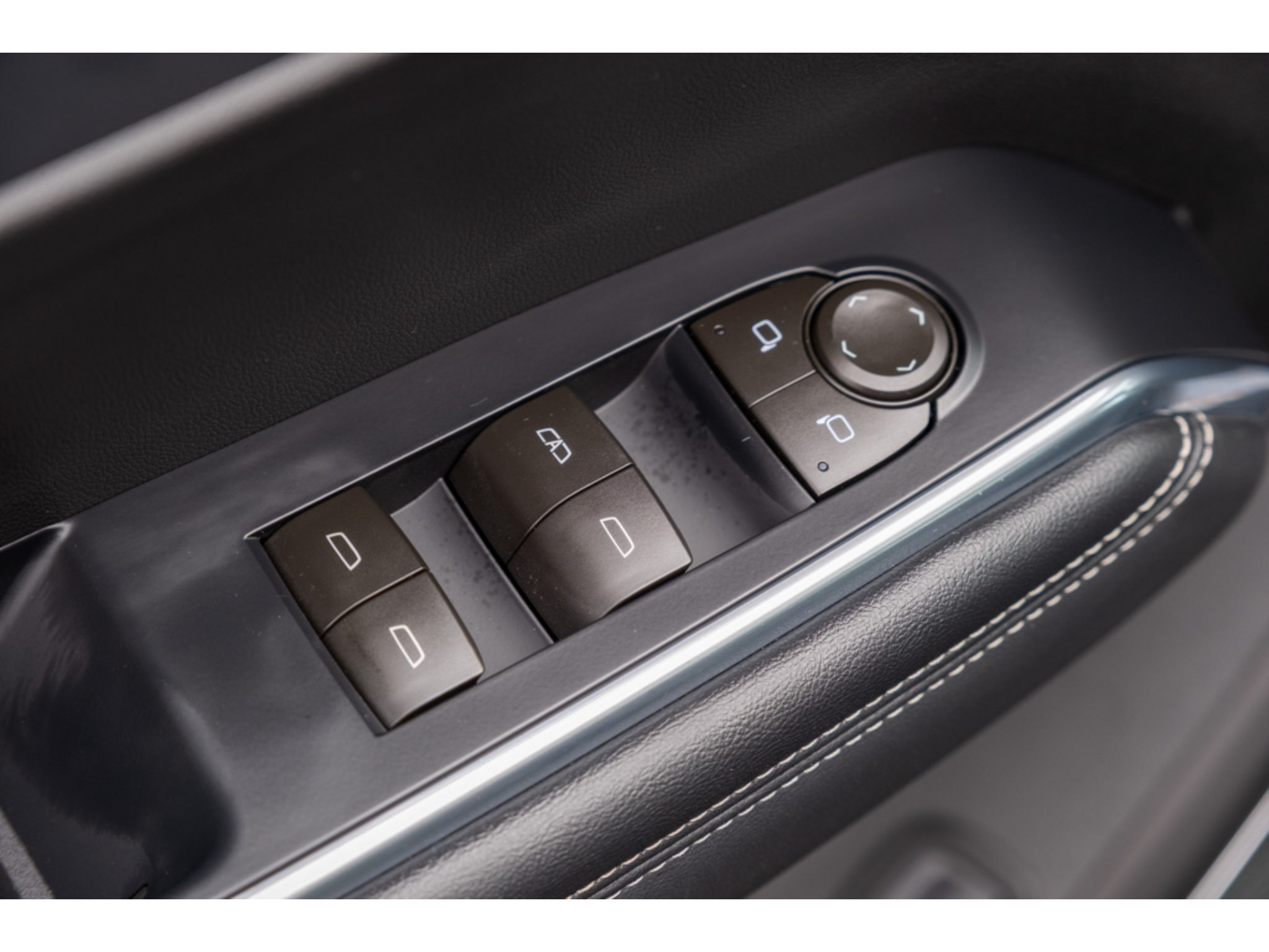 New 2027 GMC Acadia Elevation w/ Elevation Premium Package FWD image 14