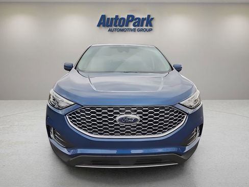 Certified 2023 Ford Edge SEL w/ Convenience Package AWD/4WD image 2