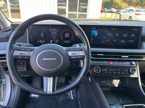 Used 2025 Hyundai Sonata SEL FWD image 14