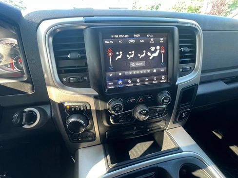 Used 2018 RAM 1500 SLT AWD/4WD image 21