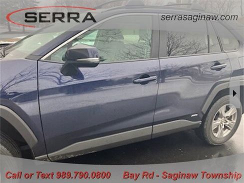 Used 2024 Toyota RAV4 XLE w/ Convenience Package image 1