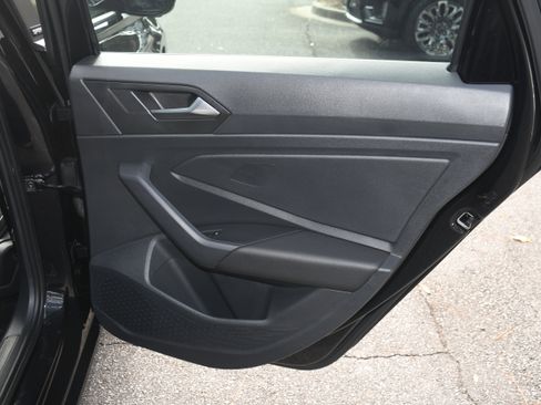 Used 2023 Volkswagen Jetta Sport image 18