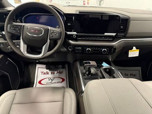 New 2026 GMC Sierra 1500 SLT w/ SLT Premium Plus Package image 17