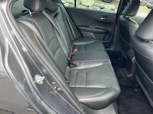 Used 2017 Honda Accord Sport Special Edition image 5