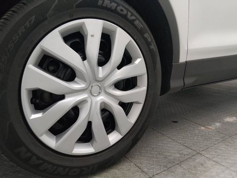 Used 2019 Ford Escape S FWD image 31