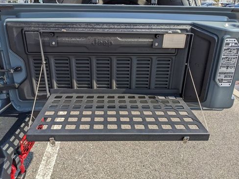 Used 2025 Jeep Wrangler Willys image 42