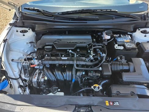 Used 2021 Hyundai Elantra SEL FWD image 28