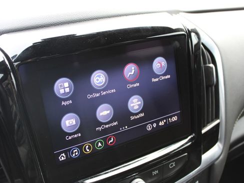 Used 2023 Chevrolet Traverse Premier AWD/4WD image 56