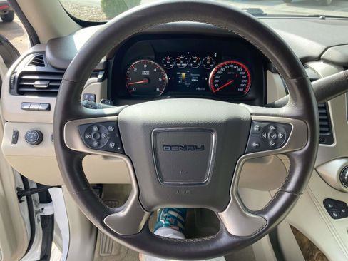 Used 2016 GMC Yukon Denali w/ Open Road Package image 32