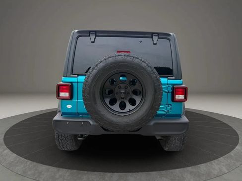 Used 2019 Jeep Wrangler Unlimited Sport S AWD/4WD image 4