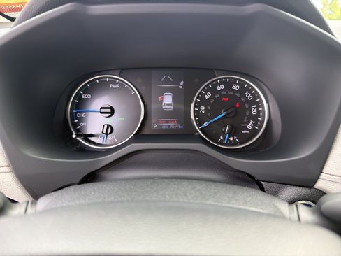 Certified 2022 Toyota RAV4 XLE w/ Convenience Package AWD/4WD image 13