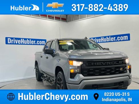 Used 2023 Chevrolet Silverado 1500 Custom AWD/4WD image 1