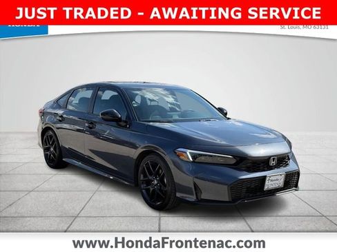 Used 2025 Honda Civic Sport image 1