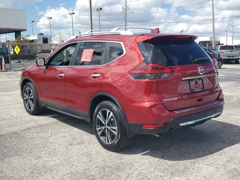 Certified 2020 Nissan Rogue SV w/ Premium Package image 8