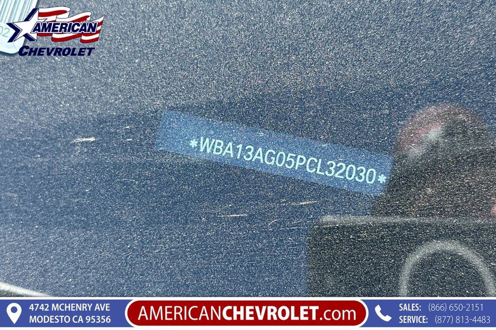 Used 2023 BMW 530e w/ Premium Package RWD image 3