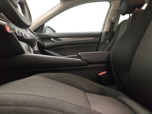 Used 2019 Honda Accord LX image 17