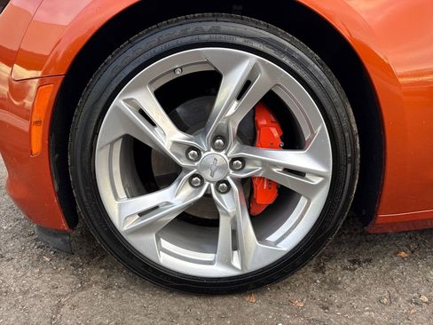 Used 2023 Chevrolet Camaro LT w/ Technology Package image 27