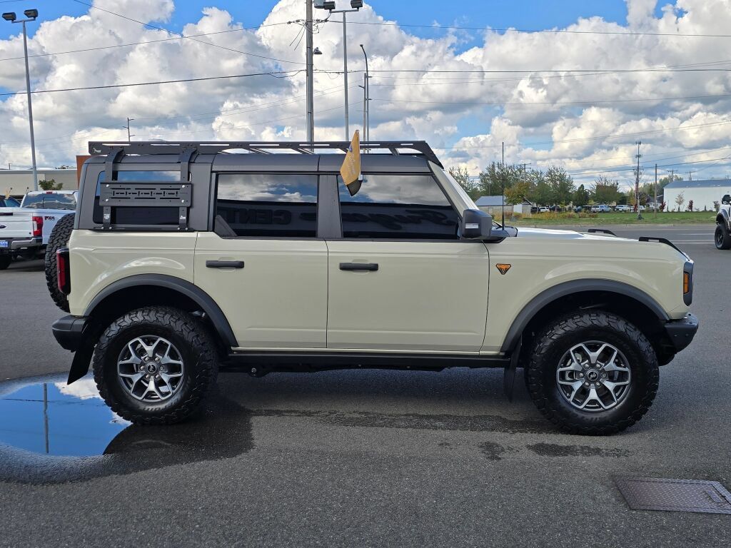 Certified 2025 Ford Bronco Badlands AWD/4WD image 5