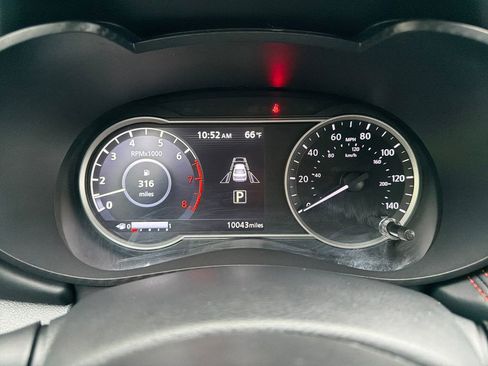 Certified 2025 Nissan Versa SR w/ Trunk Package FWD image 19
