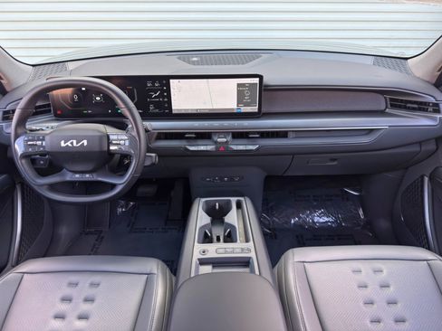 Used 2024 Kia EV9 Wind AWD/4WD image 12