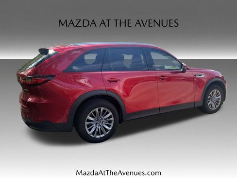 Used 2025 MAZDA CX-90 3.3 Turbo w/ Preferred Package AWD/4WD image 13