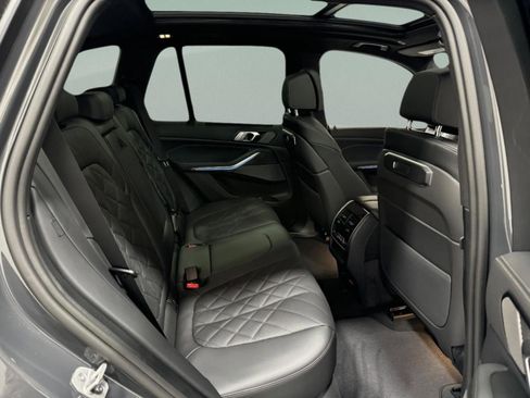 New 2026 BMW X5 xDrive50e image 10