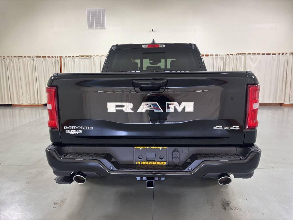 New 2026 RAM 1500 Laramie w/ Sport Appearance Package AWD/4WD image 7