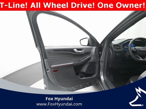 Used 2025 Ford Escape ST-Line image 27