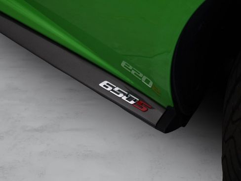 Used 2015 McLaren 650S Spider RWD image 8