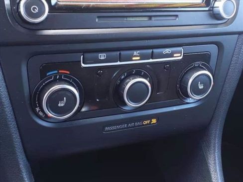 Used 2012 Volkswagen GTI PZEV image 20