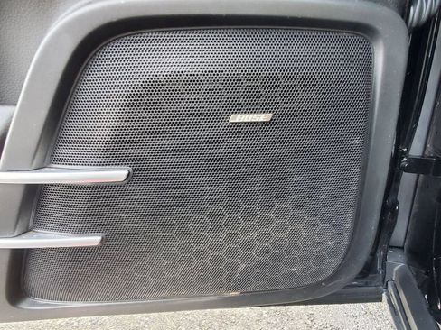 Used 2017 Porsche Cayenne Platinum Edition image 11